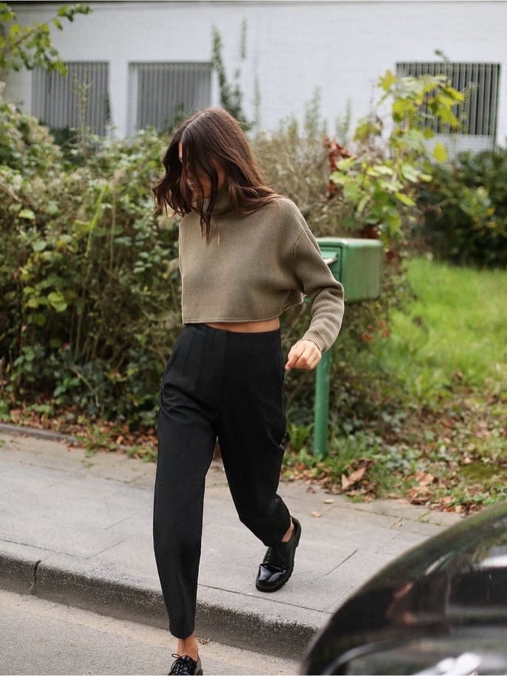 Zara Olive Green Cropped Turtleneck Sweater
